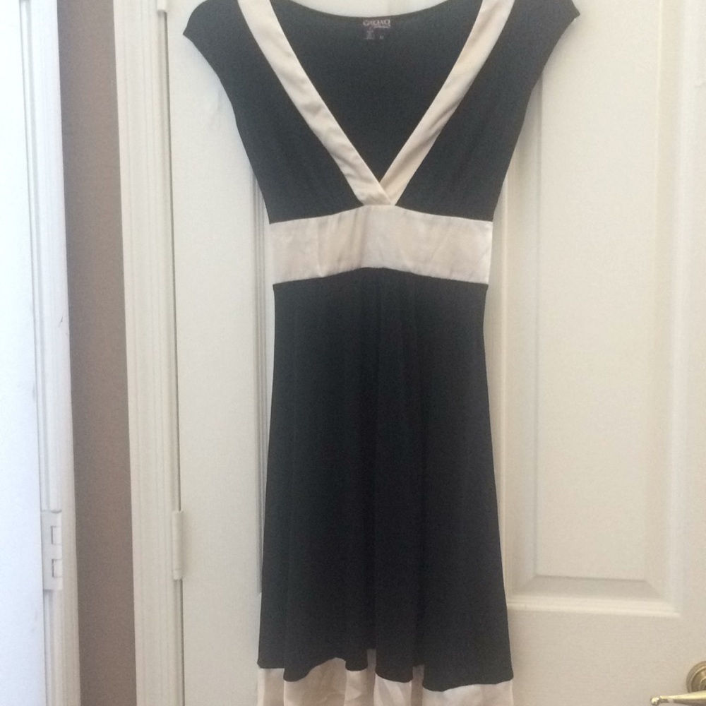 FINAL MARKDOWN Junior xoxo dress medium
